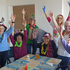 Klientinnen und Betreuerinnen feiern gemeinsam Fasching