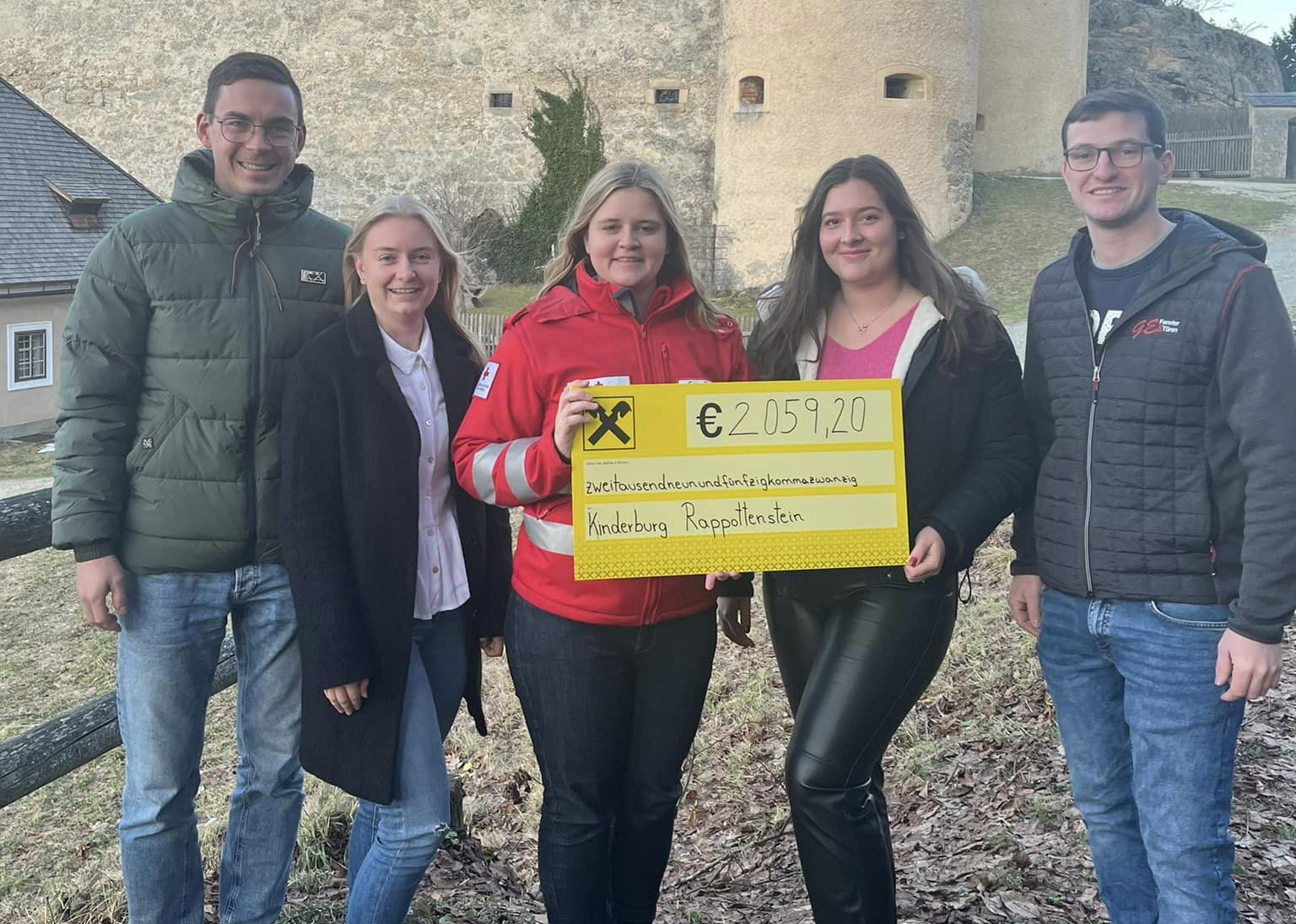 © Verein Gut Fit Gutenbrunn Spendenübergabe Verein Gut Fit an Kinderburg Rappottenstein