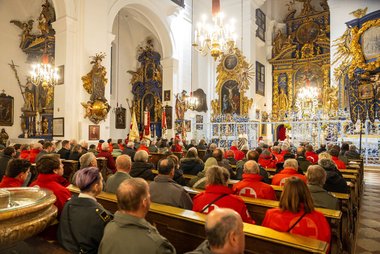 Innenansicht der Basilika Maria Plain während der Rotkreuz-Landesverbandsmesse.