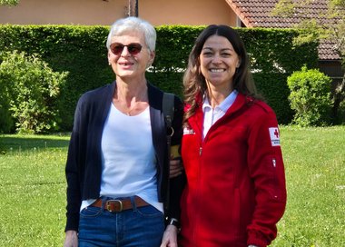 Zwischen Besuchsdienst-Mitarbeiterin Kerstin Kohlberger und Elisabeth Ruzinger ist eine echte Freundschaft entstanden.