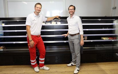 Neue Kühlregale sichern Lebensmittelversorgung im Rotkreuz-Markt Eferding – langjährige Partnerschaft macht Investition möglich