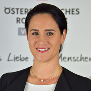 Portraitfoto von Mag. Janine Gozzi MPH MBA, CEO