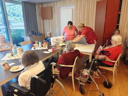 Apfelstrudelbacken im SWH Hallein