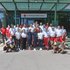 Gruppenfoto Mitarbeiter vor dem RK-Gebäude in Bulgarien