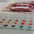 Symbolfoto von Blutbeuteln mit Testpalette
