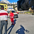 Eine Rettungssanitäterin aus Imst gibt dem ORF Tirol Reporter ein Interview. Zu sehen ist auch die Kamera