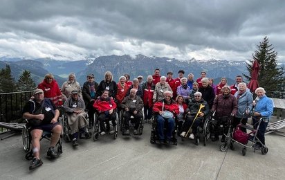 Gruppenfoto der Reisegruppe.