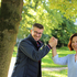 Harald und Martina geben sich die Hände