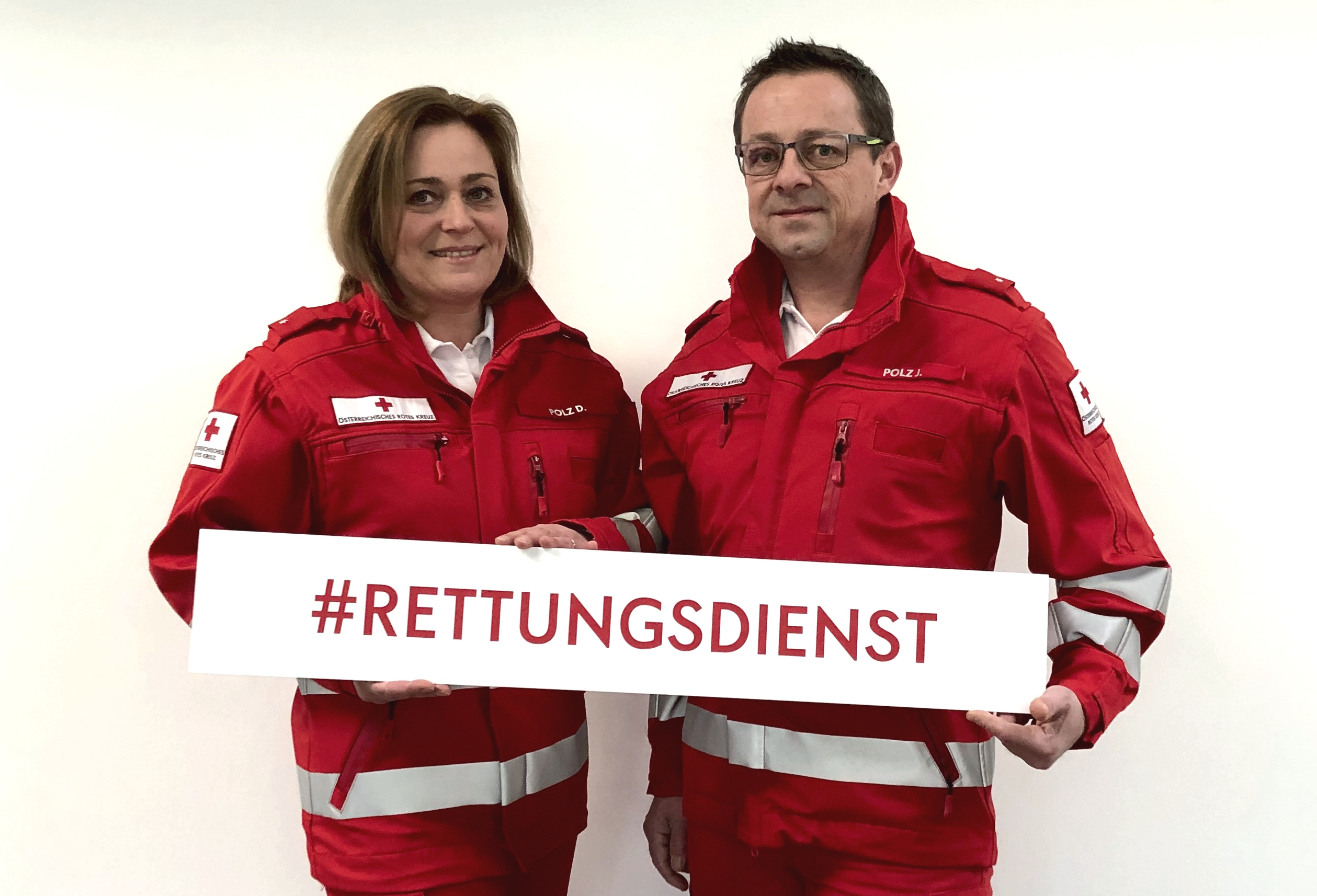 © Nina Polz Zwei Rettungssanitäter