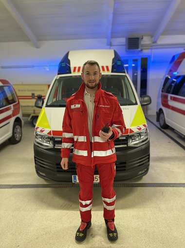 Michael Hinterleitners Weg beim Roten Kreuz begann mit dem Zivildienst an der Ortsstelle Walding.