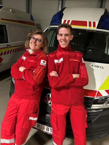 Mutter Irene und ihr Sohn Jakob sind ein wichtiger Teil der Rotkreuzfamilie.