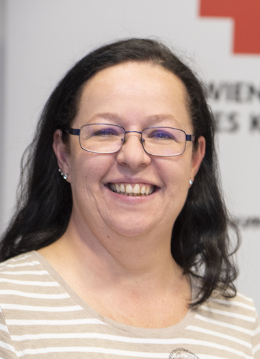 Frau Natascha Zouhar, Kursadministration