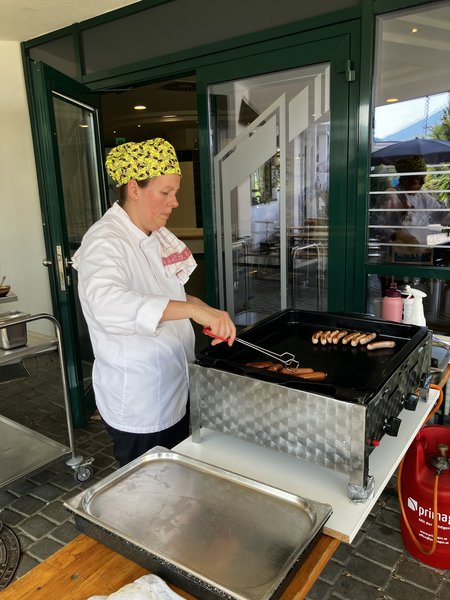 Grillfest im Seniorenwohnhaus Elsbethen