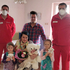Am Foto beim Besuch der Familie zu Hause v.l.n.r.: Michael Gupper, Marlene, Elisabeth Strasser mit Matthias, Markus Spinotti, Maria, Peter Marzi