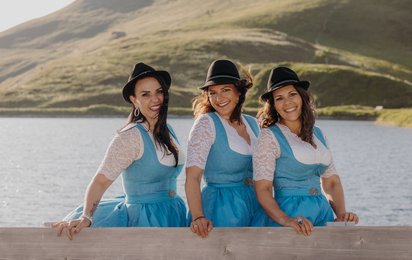 Gruppenfoto der Musikgruppe Hollerstauden