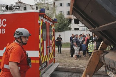 Evakuierung in Charkiw nach Drohnenangriff