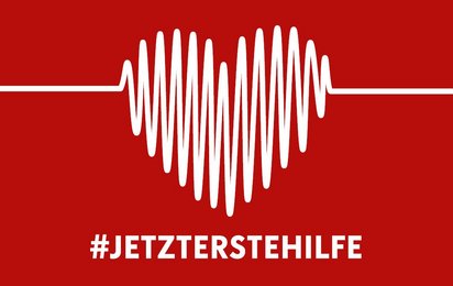 2024. Erste Hilfe ist einfach. Frische dein Erste-Hilfe-Wissen alle 4 Jahre auf. Nur eines ist sicher falsch: Nichts tun! Damit sich noch mehr Ersthelfer:innen die richtige Erste Hilfe zutrauen, bietet das Rote Kreuz Kurse an und macht in Kampagnen und mit Events auf das lebensrettende Thema aufmerksam. Jetzt Facebook-Header und E-Mail Signatur tauschen.