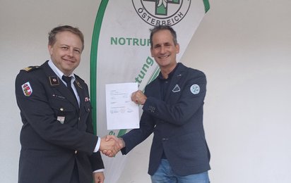 Landesbergrettungsarzt Wolfgang Farkas und Landesrettungskommandant Clemens Ebster anlässlich der Kooperation zwischen Bergrettung Salzburg und Rotem Kreuz Salzburg.