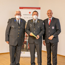 Herr Wolfgang Burock erhielt das Ehrenzeichen für 25 Jahre verdienstvolle Tätigkeit auf dem Gebiete des Feuerwehr- und Rettungswesens