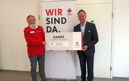 Übergabe Spende an das Rote Kreuz von der Helvetia Versicherungen AG