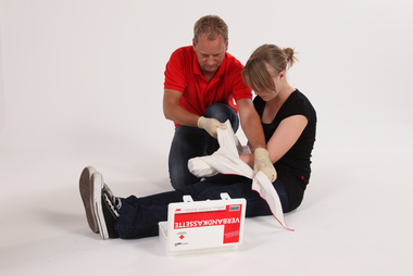 Übung Handverband mit dem Dreieckstuch