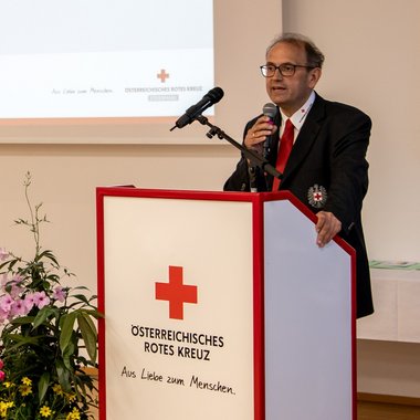 Bezirksgeschäftsführer Michael Moser bei der Bezirksversammlung 2025