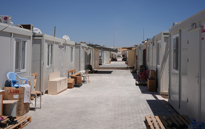 Container Stadt in Pazarcik, dem Epizentrum des verheerenden Erdbebens im Februar 2023