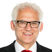 Portraitfoto von Dr. Ludwig Summer, Präsident