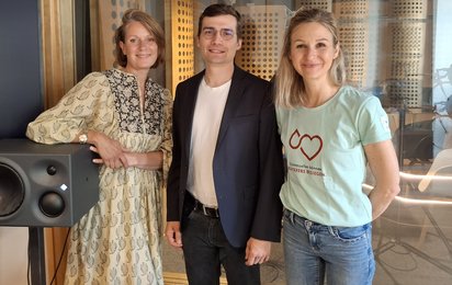 vlnr.: Isabella Richtar, Viktor Schwabl und Gabriele Zapfe-Weißenbacher