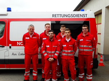 Unsere Zivis nach der Abschlussprüfung.