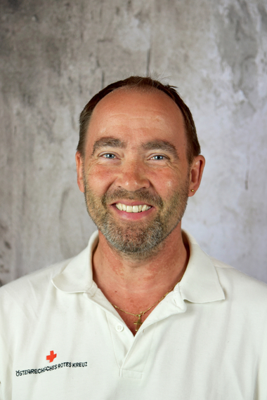 Portraitfoto Thomas Le Vray, Lehrbeauftragter für Erste Hilfe und Sanitätshilfe, sowie Aus- und Fortbildungen für Erste-Hilfe-Lehrbeauftragte