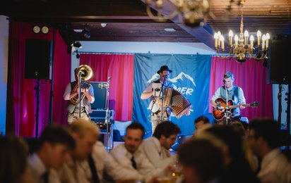 Die Band „Glemmer Power“ sorgte für Stimmung beim Zeller Herbstfest