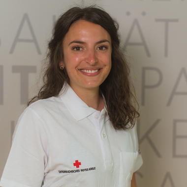 Jana Klingseis - © Rotes Kreuz Tirol Daniel Liebl Jana Klingseis ist Mitarbeiterin im Roten Kreuz Tirol, Gesundheitsdienste