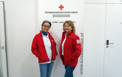 freiwillig Hospizmitarbeiterinnen Ilse Vollnhofer mit Eva Muckenschnabl