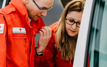Hinter den Mitarbeitenden im Rettungsdienst liegt ein einsatzreiches Wochenende.