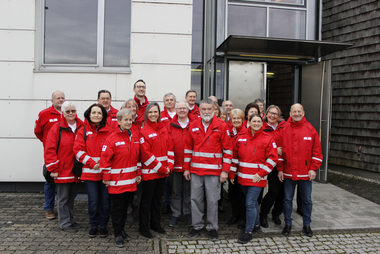 Gruppenfoto Essen auf Rädern-Team Engerwitzdorf bei der 20-Jahr-Feier am 15.01.2023