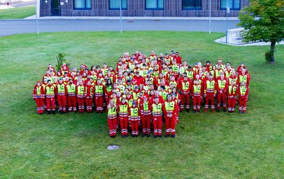 Gruppenfoto der Teilnehmer:innen des Ausbildungslagers