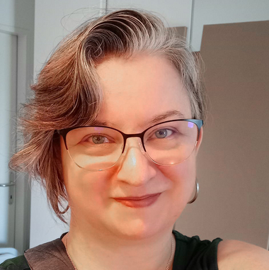 Portraitfoto von Juliana Harm, Backoffice