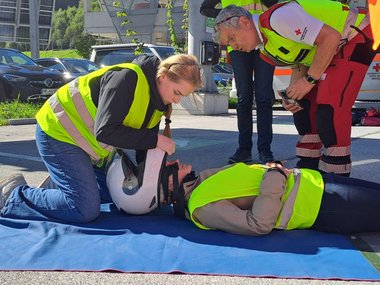 Erste Hilfe - Fit im Straßenverkehr