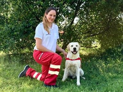 Carina Herzog mit Lino - © RK NÖ Teamfoto Carina Herzog mit Lino
