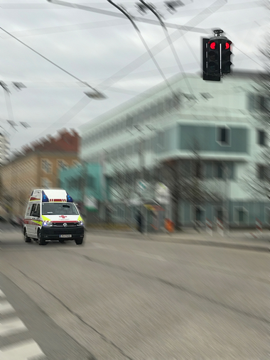 SEW an der roten Ampel