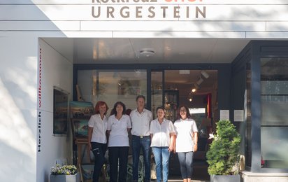 Team des Urgestein-Shops mit dem Leiter Bernhard Steiner