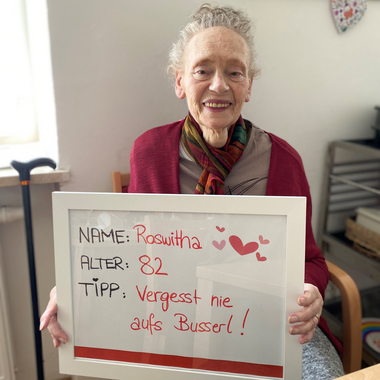 Roswitha's Geheimtipp für die Liebe: VERGESST NIE AUF'S BUSSERL!