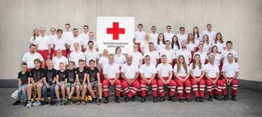 Gruppenfoto Rotes Kreuz Haag am Hausruck 2018 Bild der freiwilligen Mitarbeiter der Ortstelle Haag am Hausruck
