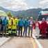 Jugendreferent Fabian Poleselli vom Weißen Kreuz und Bezirksjugendreferentin Franziska Klammer vom RK Osttirol signalisieren die Verbindung über die geografischen Grenzen hinaus.