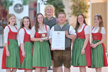 ein Gruppenfoto der Landjugend Tarsdorf