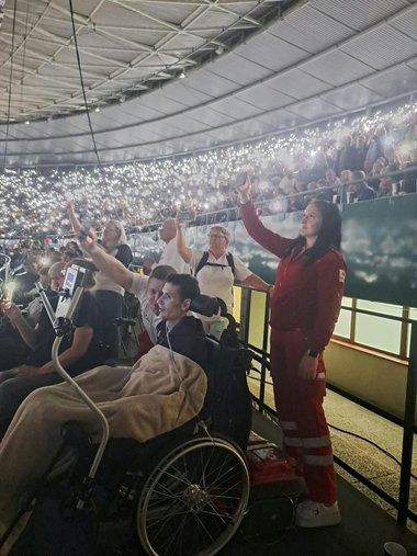 Ein besonderer Abend in Wien: Johannes Meingassner erlebte gemeinsam mit seiner Frau und seinen Rotkreuz-Kollegen das Konzert der Toten Hosen.