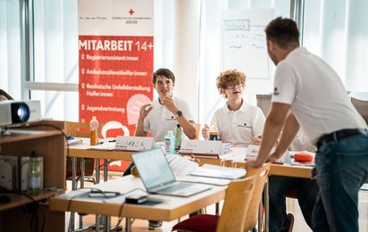Teilnehmer:innen der Ambulanz-Helfer:innen-Ausbidlung