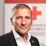 Portraitfoto von Dr. Rene Belz, Chefarzt Stv.