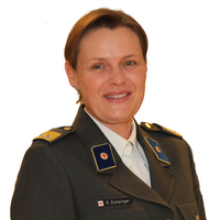 Ein Porträt von Bezirksstellenleiter Stellvertreterin Romana Gumpinger-Hammerschmidt
